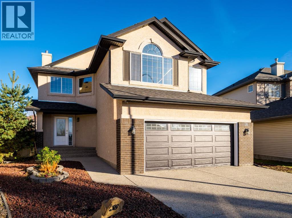 38 Simcoe Cres SW, Calgary, AB T3H 4K6