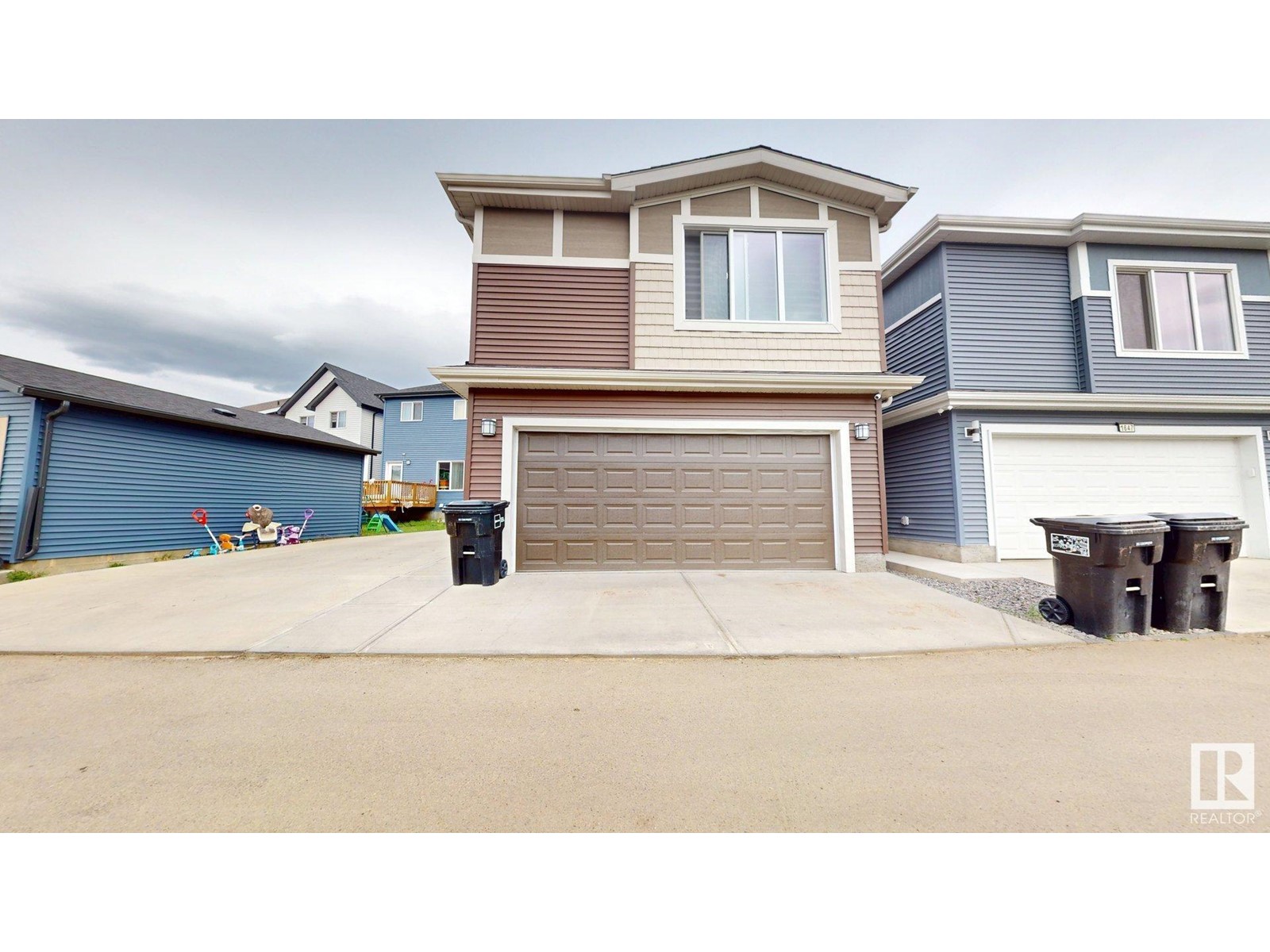 1645 Plum Ci SW, Edmonton, AB T6X 2Y5