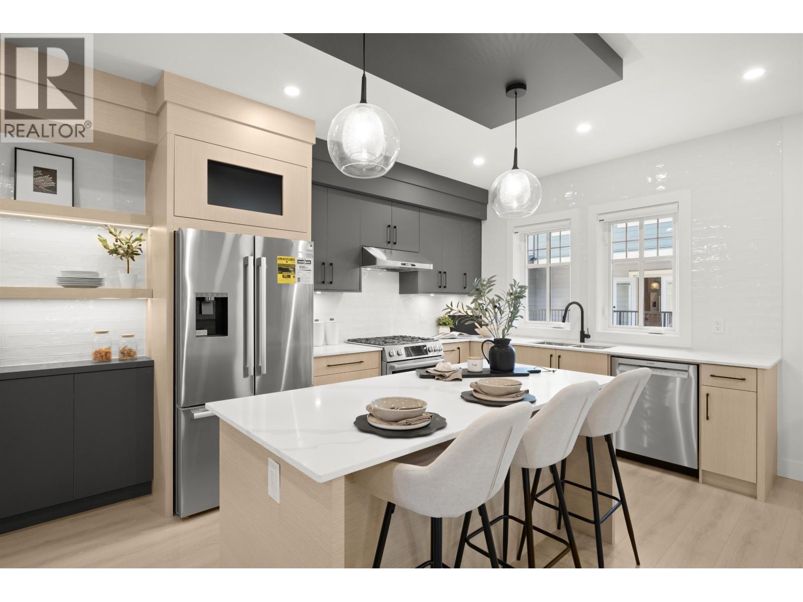 4829 48 Avenue Unit 2, Delta, BC V4K 1V2