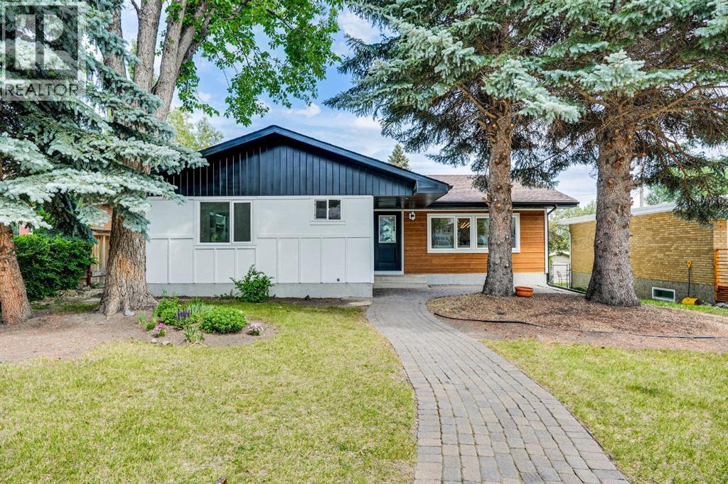 5016 Nemiskam Rd NW, Calgary, AB T2K 2P7