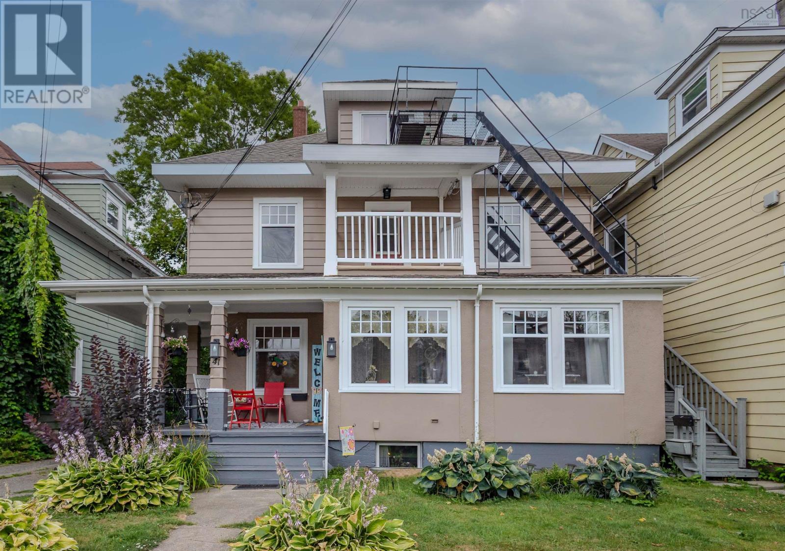 41 Charlotte, Sydney, NS B1P 1B5