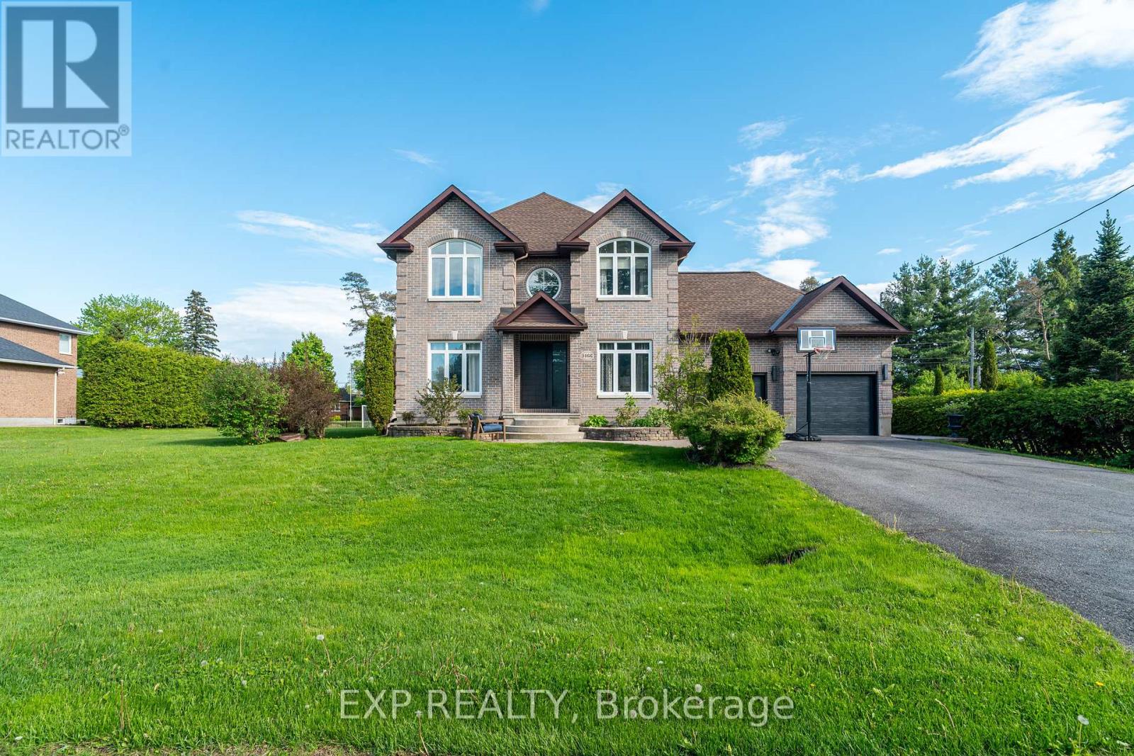 1466 Rhea Pl, Ottawa, ON K1V 1H1