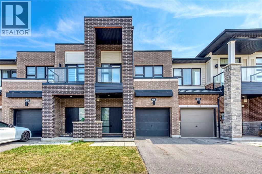 414 Wheat Boom Dr, Oakville, ON L6H 0R4