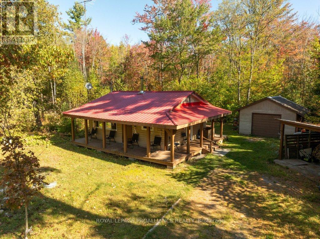 525 Skootamatta Lake Rd, North Frontenac, ON K0H 1K0