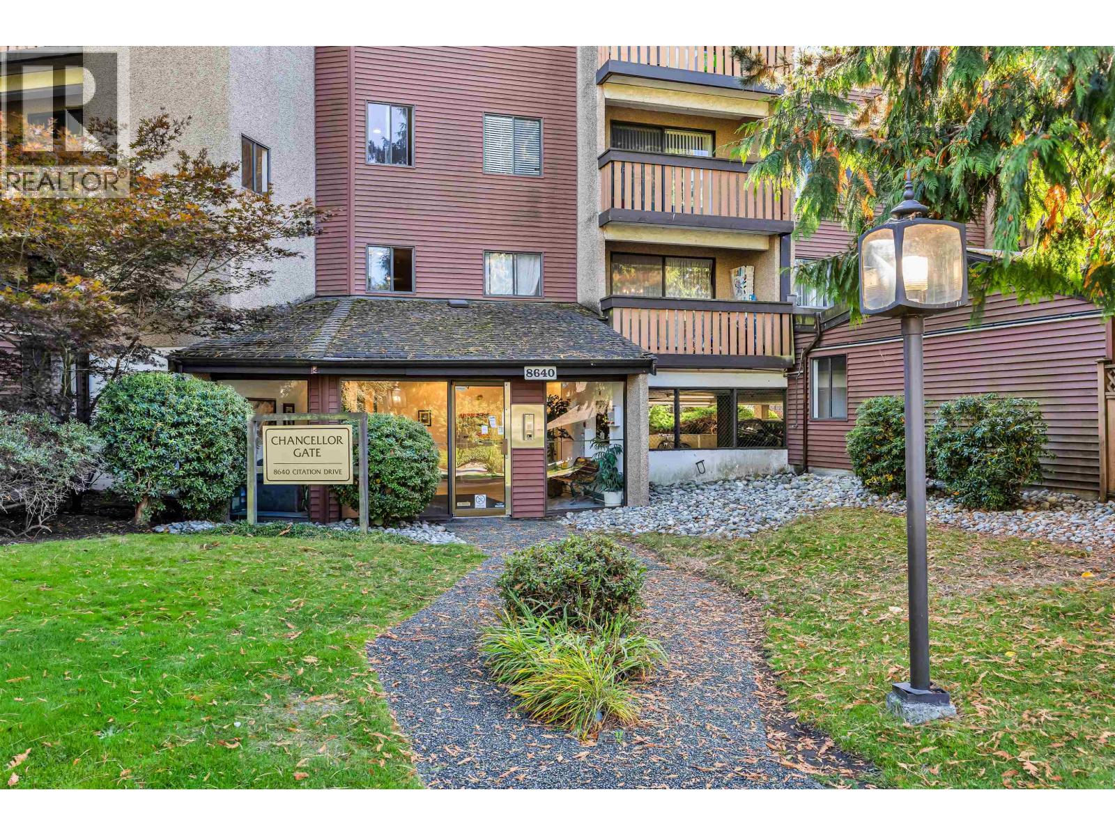 8640 Citation Drive Unit 211, Richmond, BC V6Y 3A3