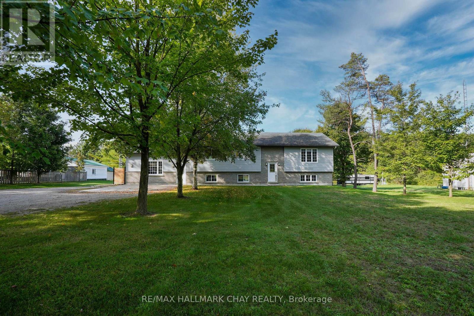 3524 Penetanguishene Rd, Oro-Medonte, ON L4M 4Y8