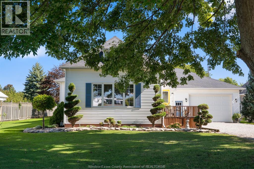 21098 Erie St S, Chatham-Kent, ON N0P 2P0
