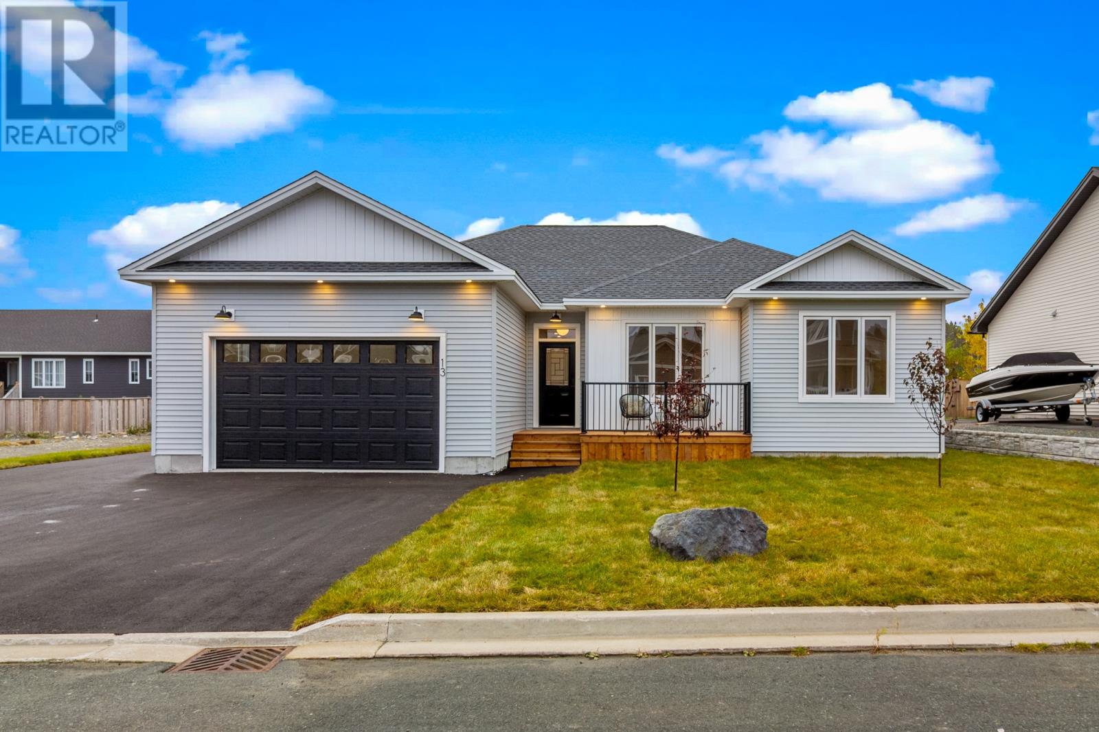 13 Sandstone St, Conception Bay South, NL A1W 0H2
