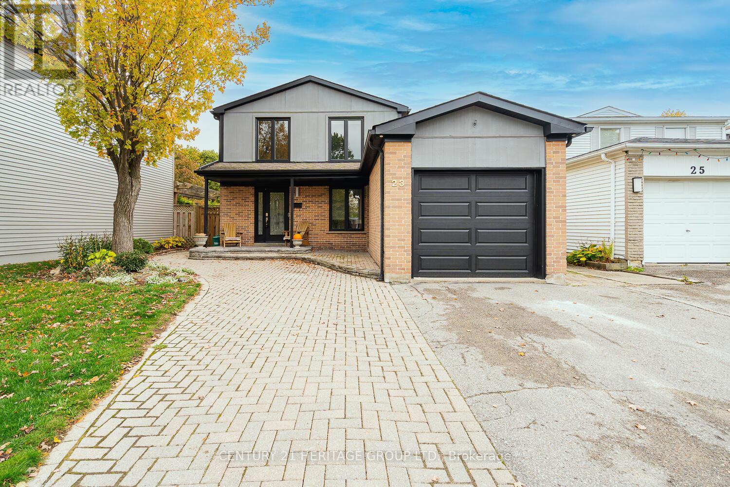23 Merrylynn Dr, Richmond Hill, ON L4C 5B1