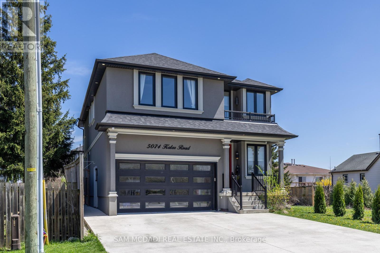 5074 Kalar Rd, Niagara Falls, ON L2H 1T2