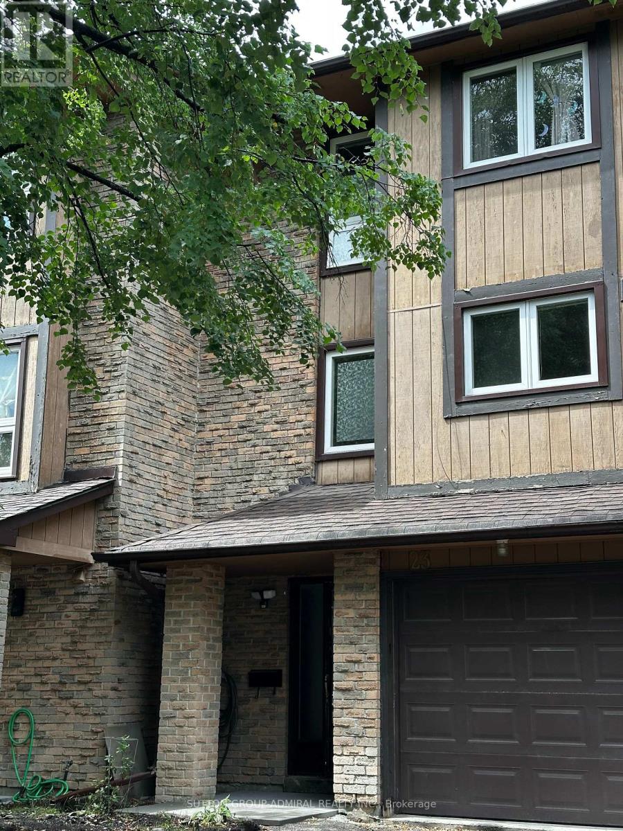 23 2359 Birchmount Rd, Toronto, ON M1T 3S7