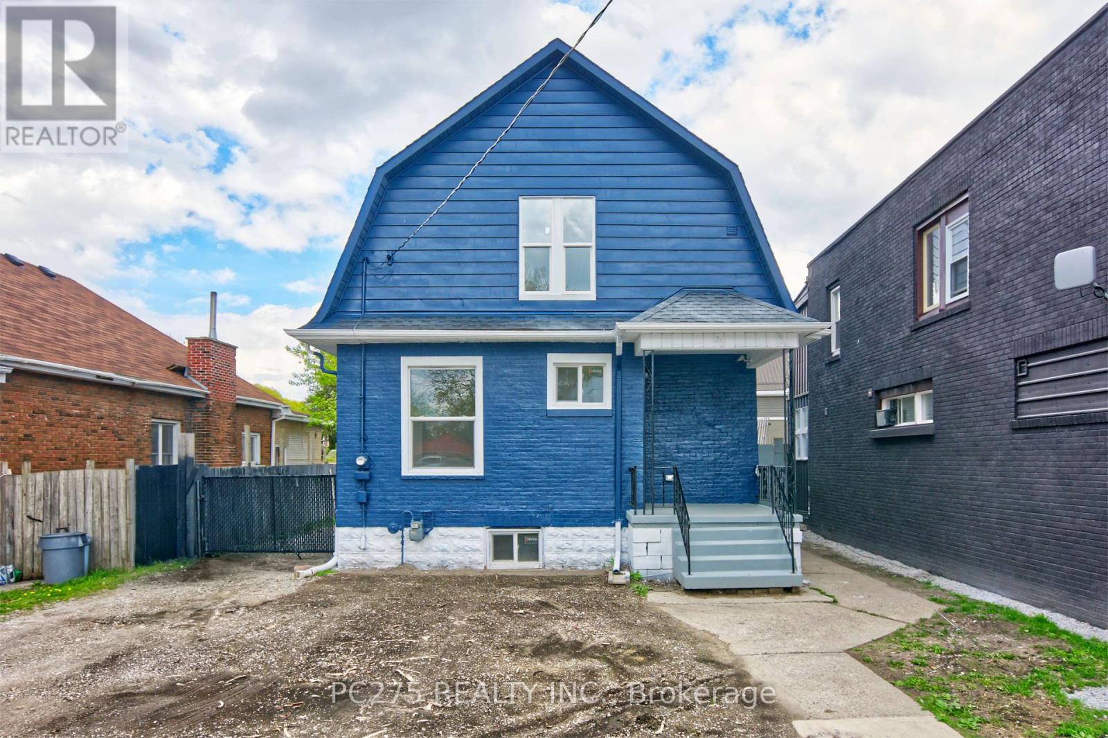 272 Vidal St S, Sarnia, ON N7T 2T7