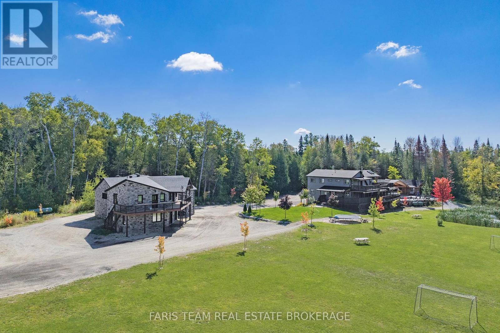 2642 5th Line, Innisfil, ON L0L 1K0