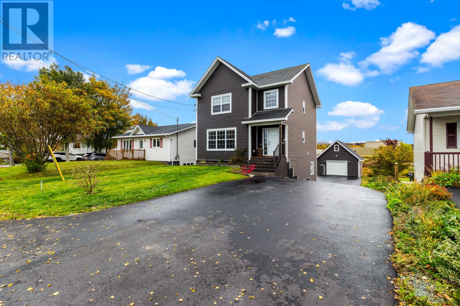 9 Bairds Ln, Conception Bay South, NL A1W 4X4