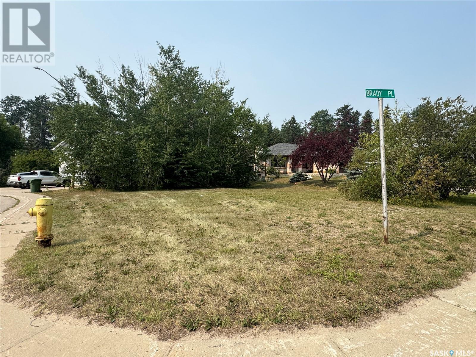 972 Brady Pl, La Ronge, SK S0J 1L0