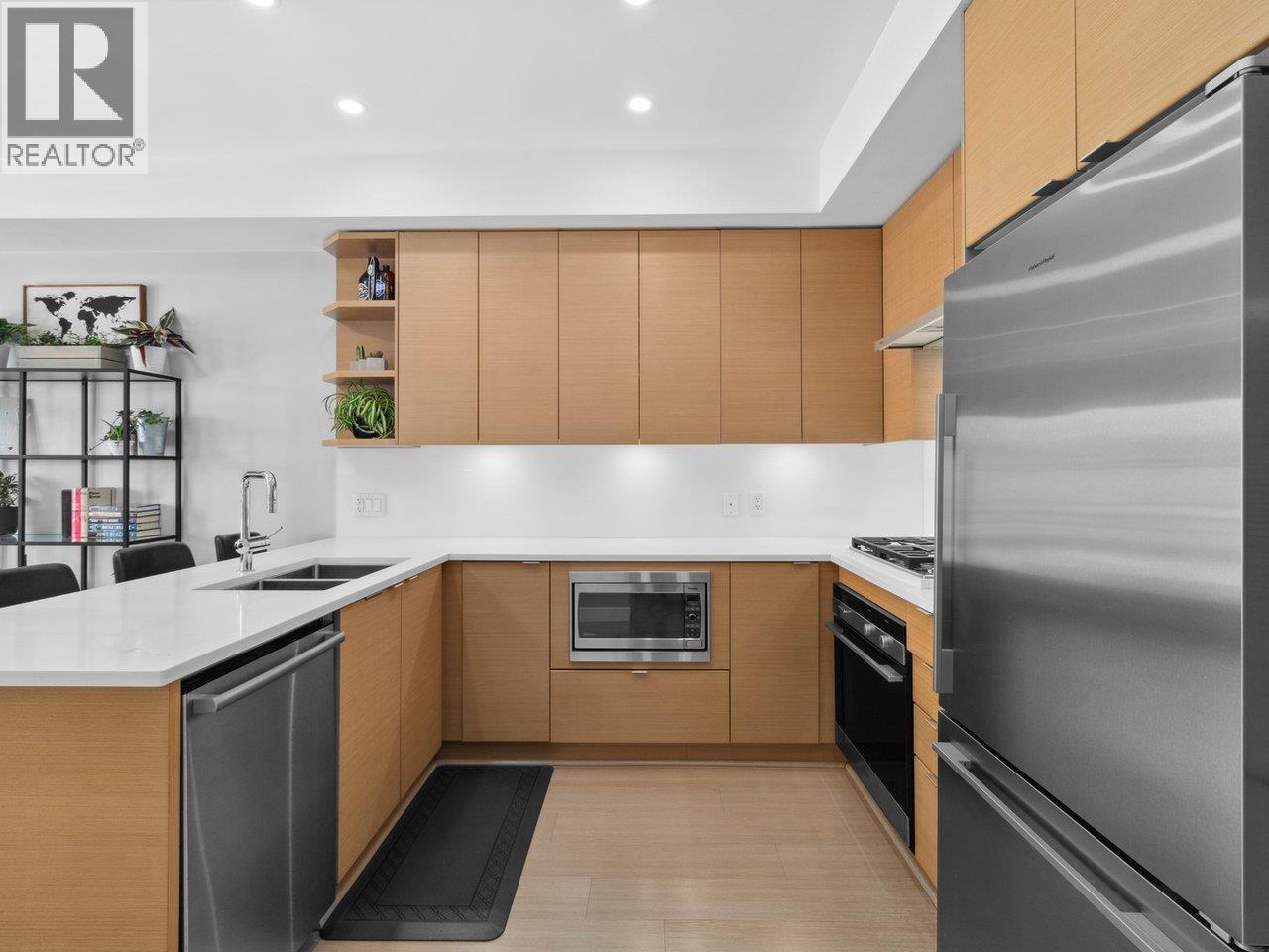 2528 Collingwood Street Unit 208, Vancouver, BC V6R 0C1