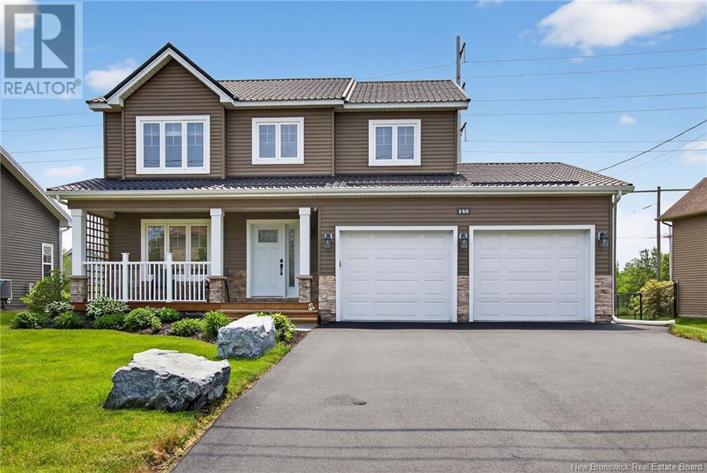 146 Holland Dr, Moncton, NB E1G 0W1