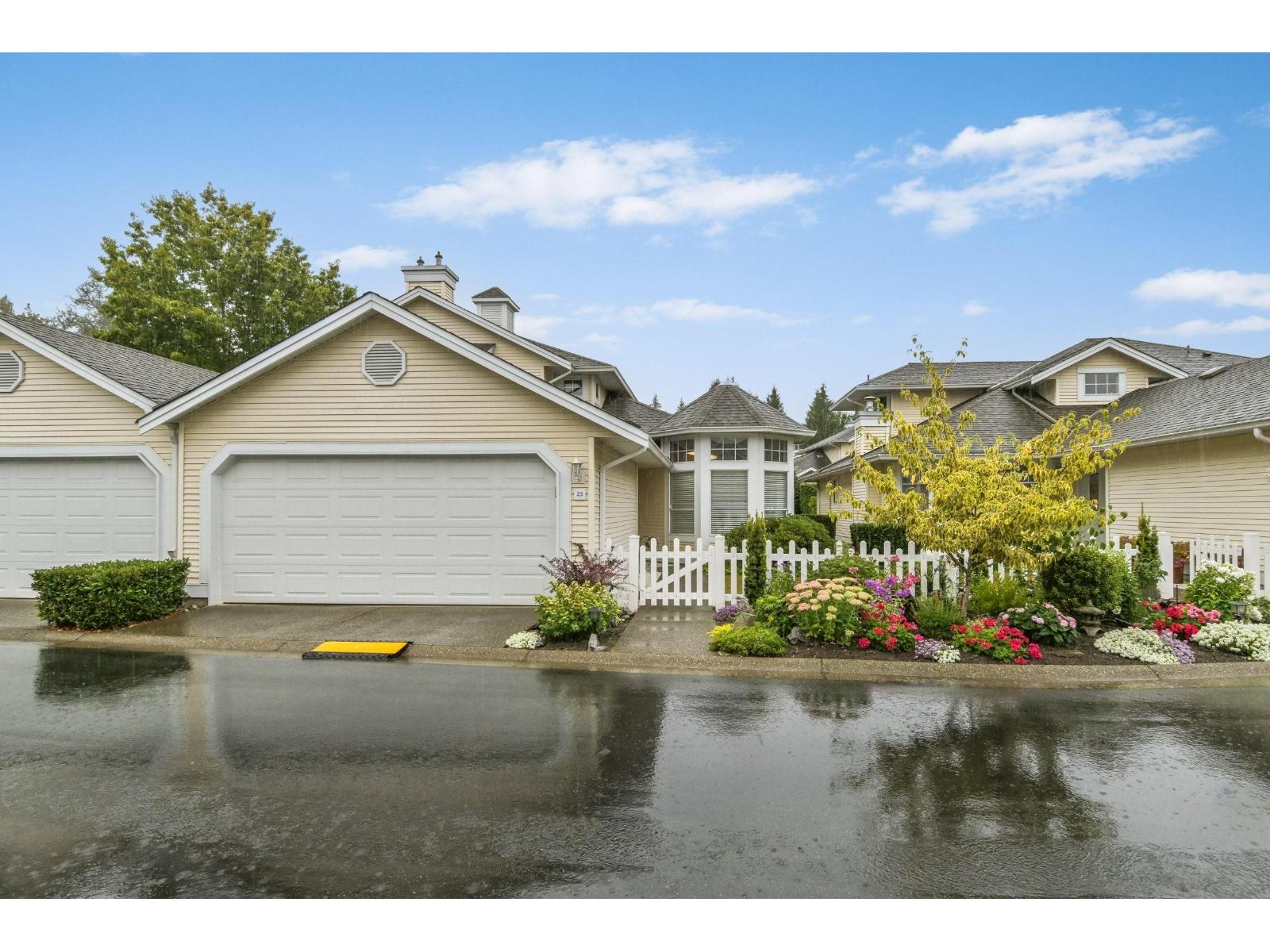 9208 208 Street Unit 23, Langley, BC V1M 2M9