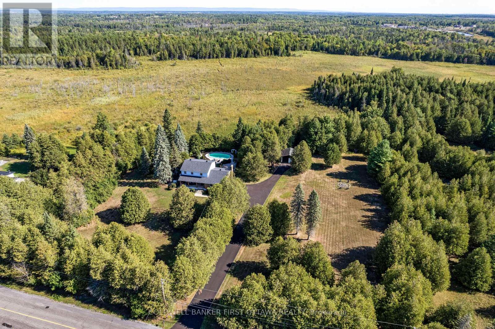 1390 Corkery Rd, Ottawa, ON K0A 1L0