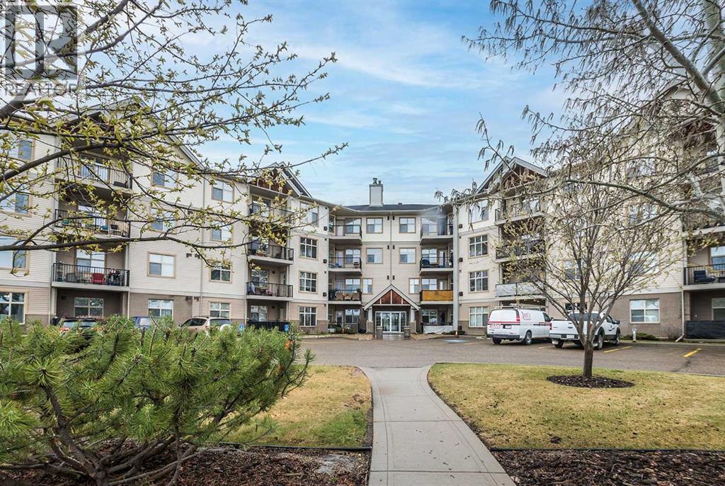 100 Lakeway Boulevard Unit 307, Sylvan Lake, AB T4S 0A4