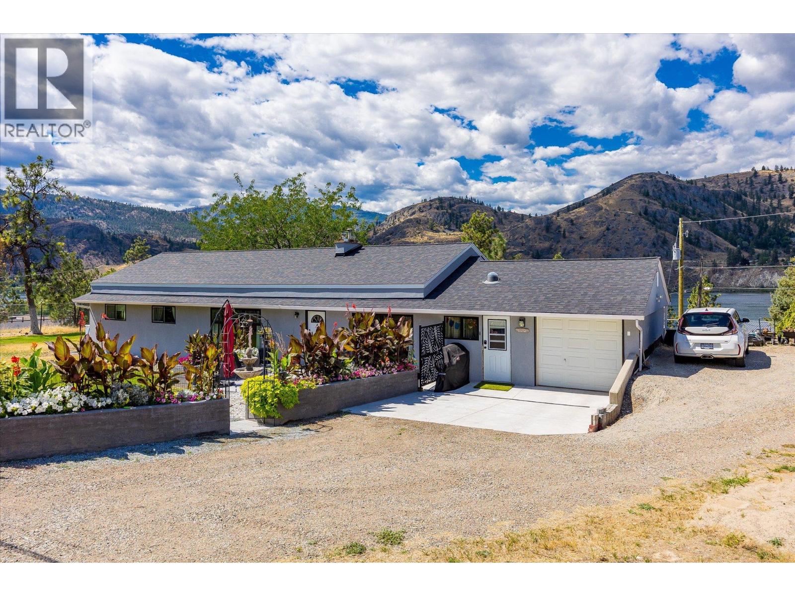 515 Philpott Rd, Okanagan Falls, BC V0H 1R5