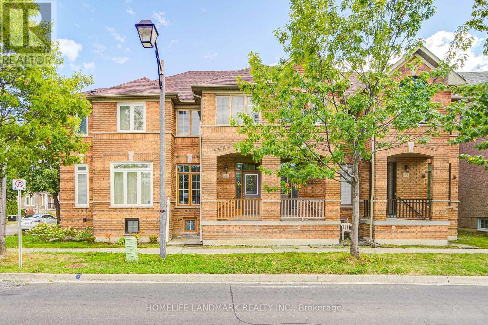 27 Bur Oak Ave, Markham, ON L6C 2E2