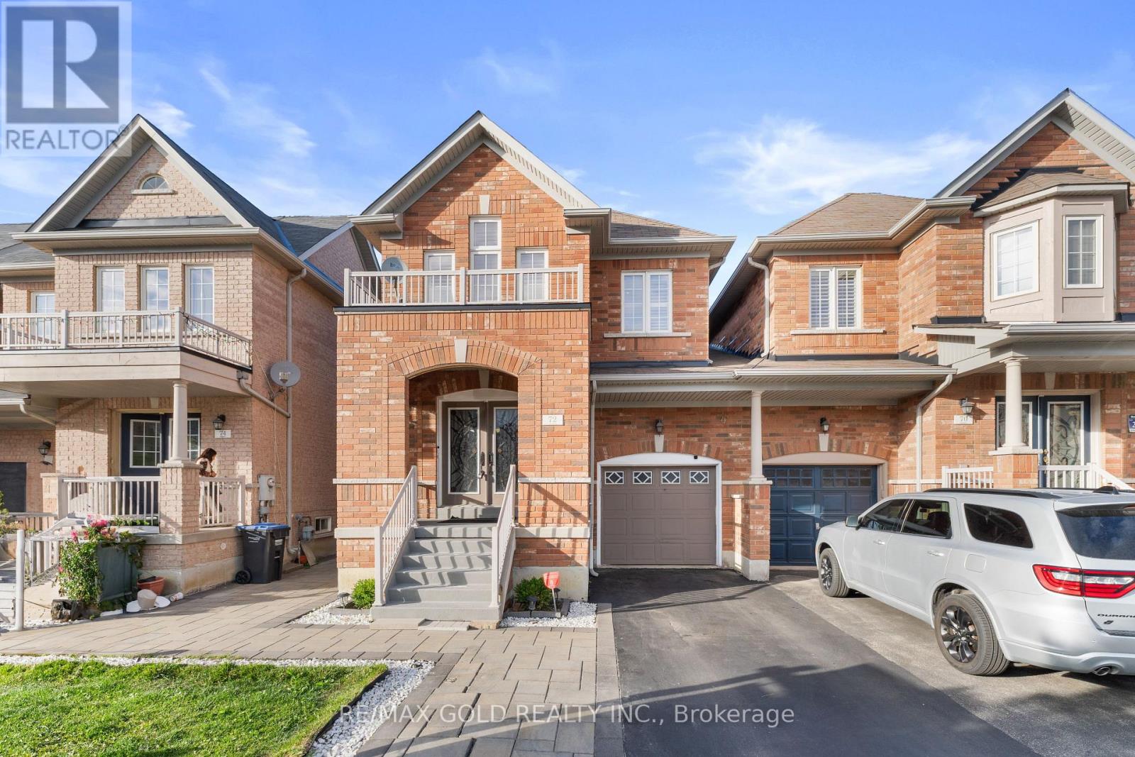 72 Newington Cres, Brampton, ON L6P 3G1