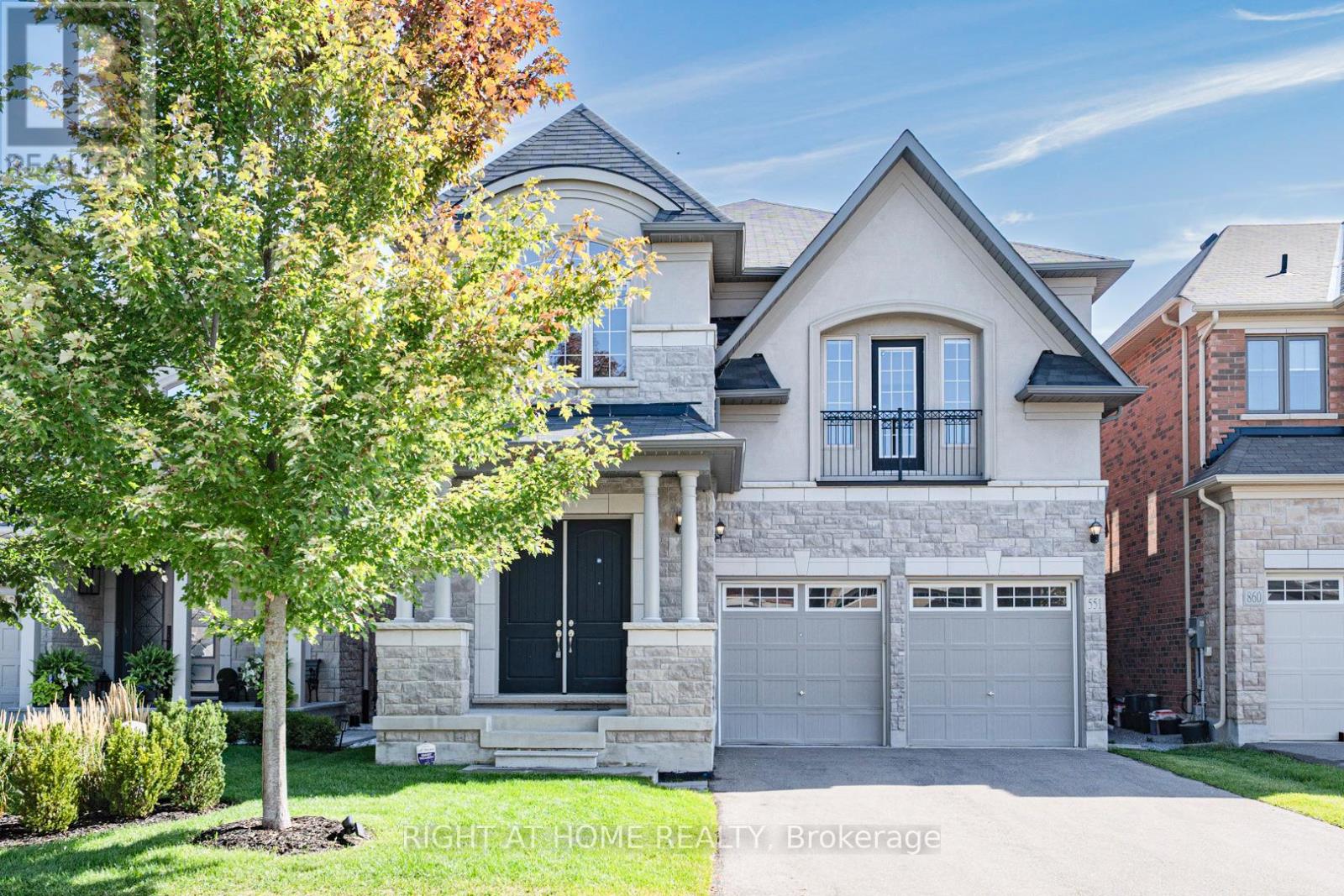 551 Somerville Dr, Newmarket, ON L3X 0K2