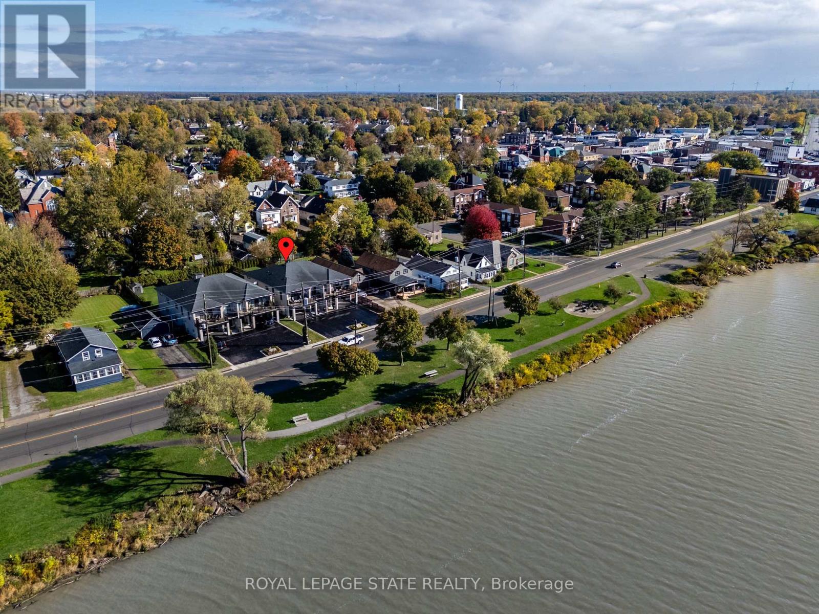 215 Main St W, Haldimand Dunnville, ON N1A 1W2