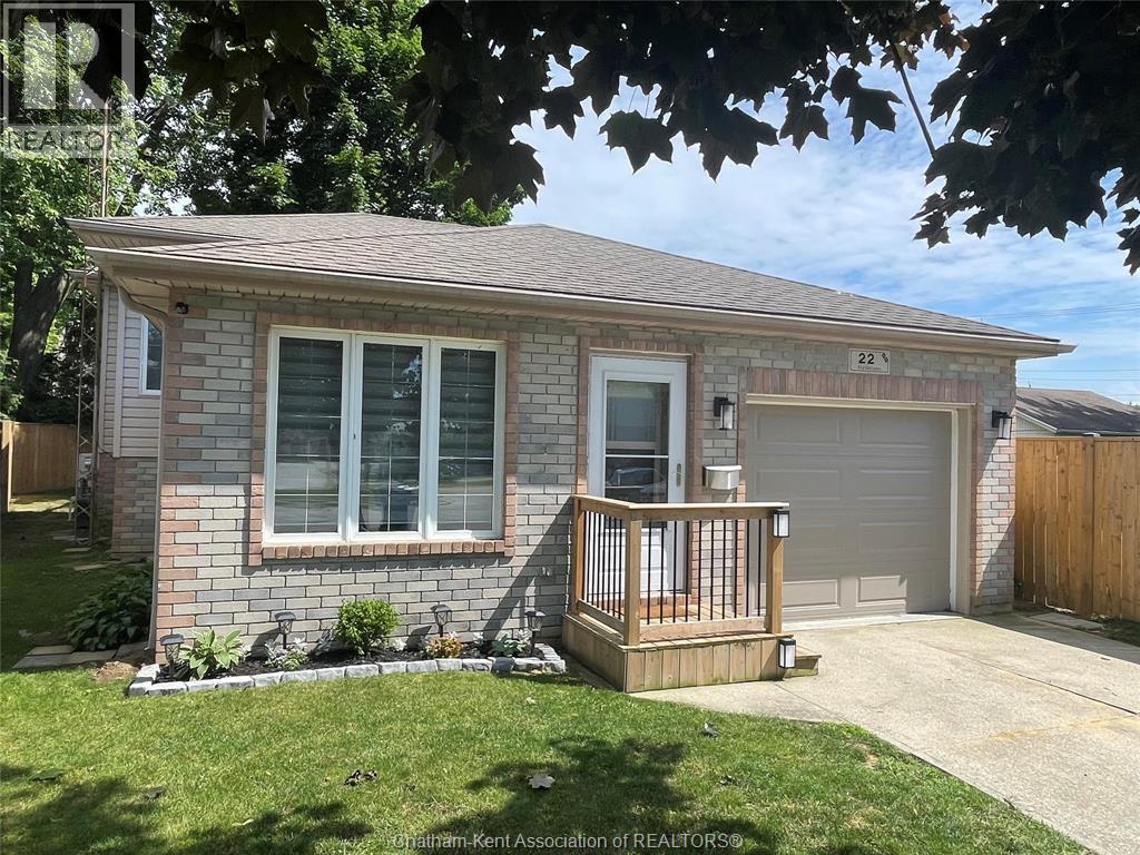 22 Fieldstone Pl, Chatham, ON N7L 5N1