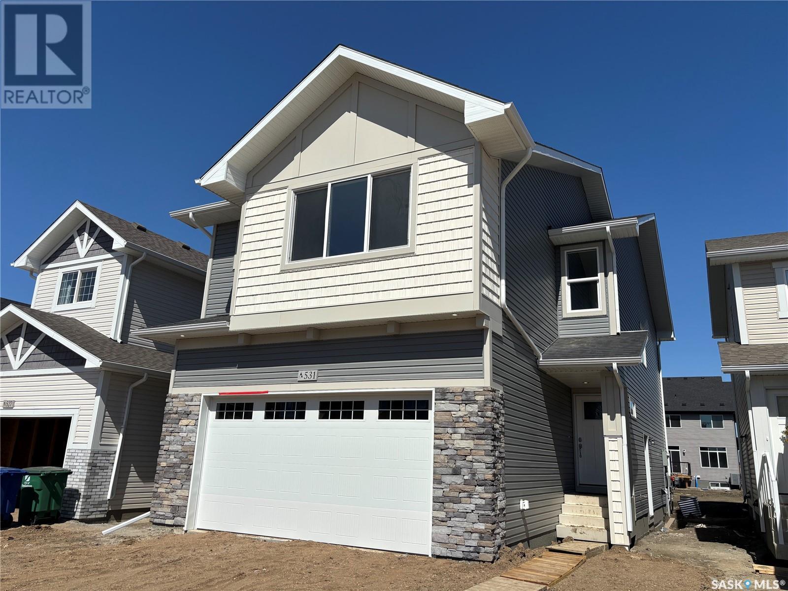 947 Traeger Mnr, Saskatoon, SK S7W 0L8