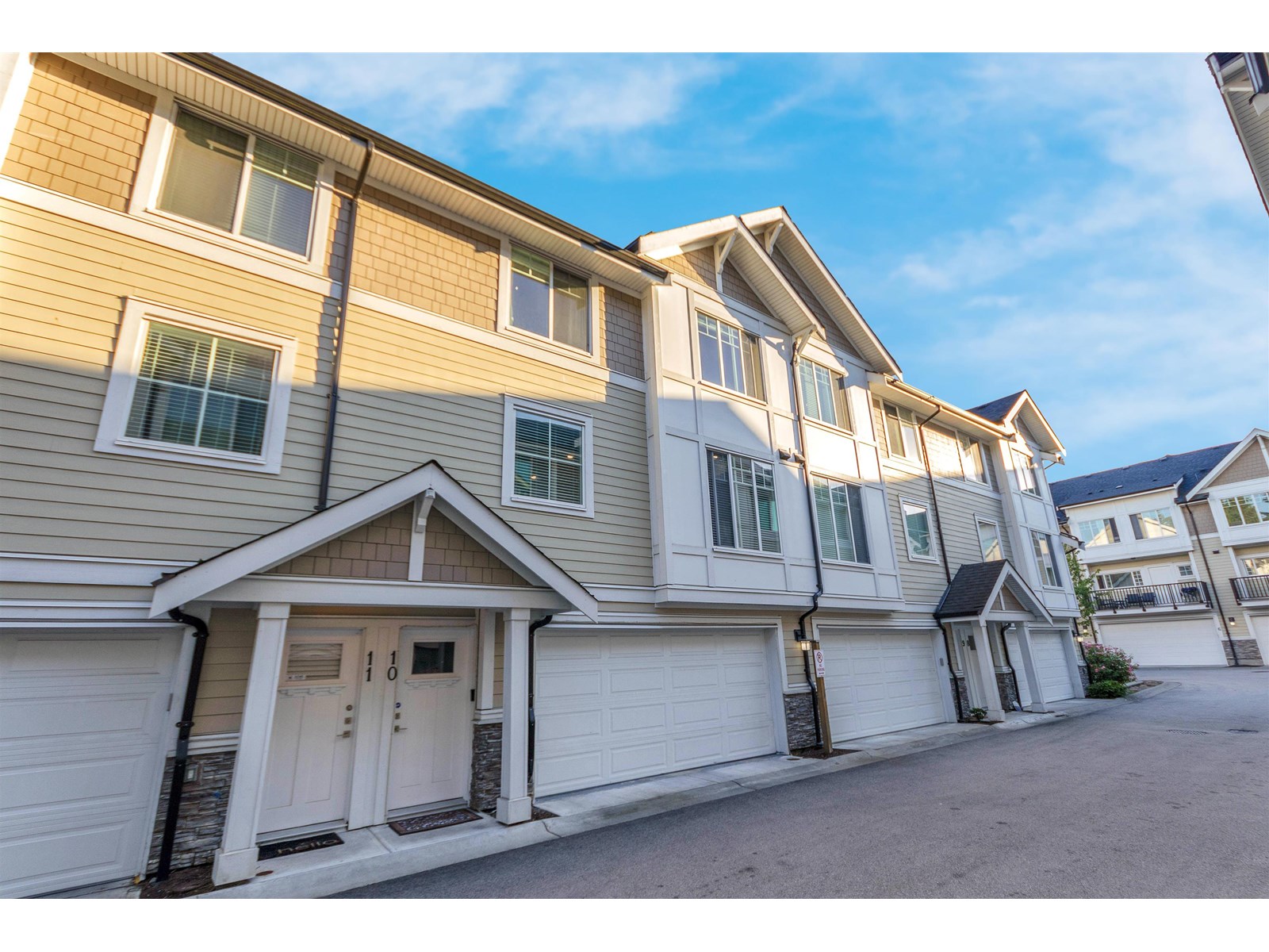 7056 192 Street Unit 10, Surrey, BC V4N 1N2