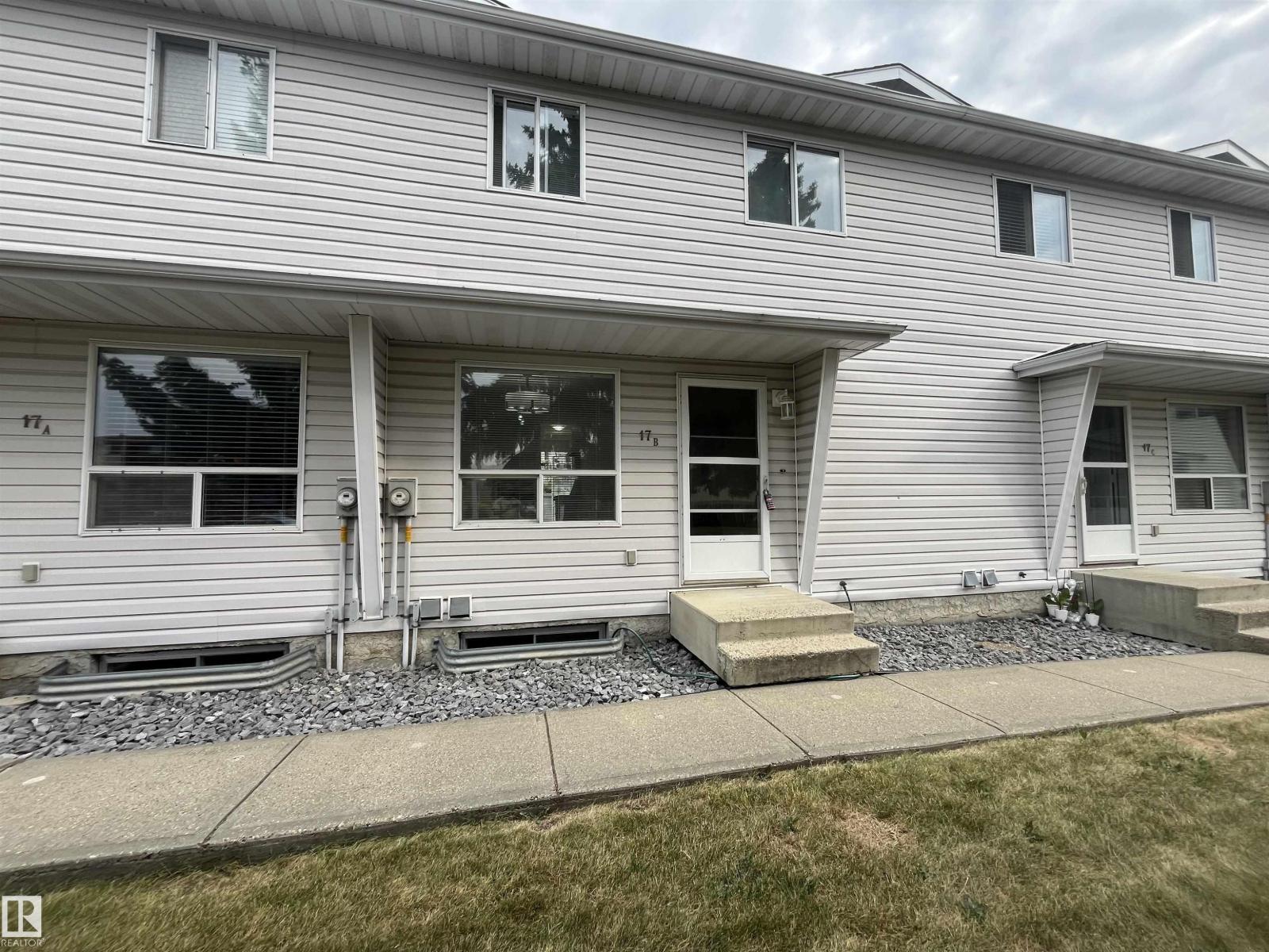 17 Imperial Crescent #b, Devon, AB T9G 1K3