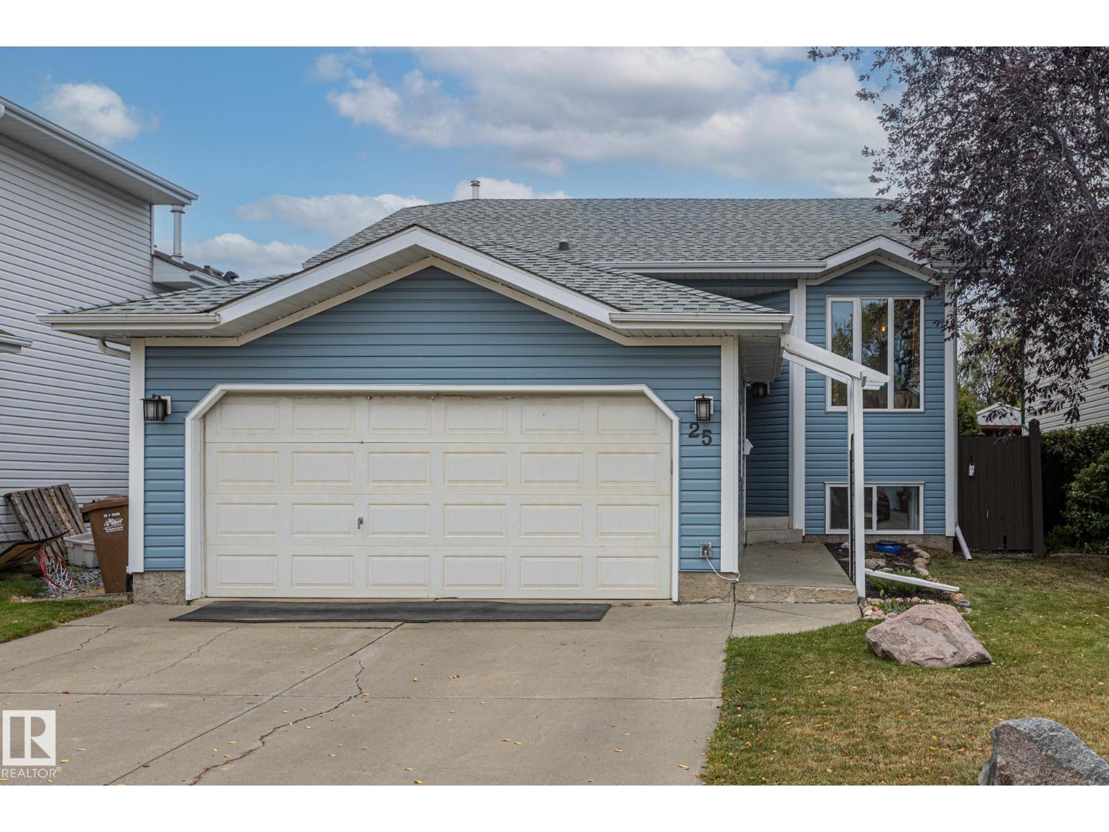 25 Durocher St, St. Albert, AB T8N 6M1