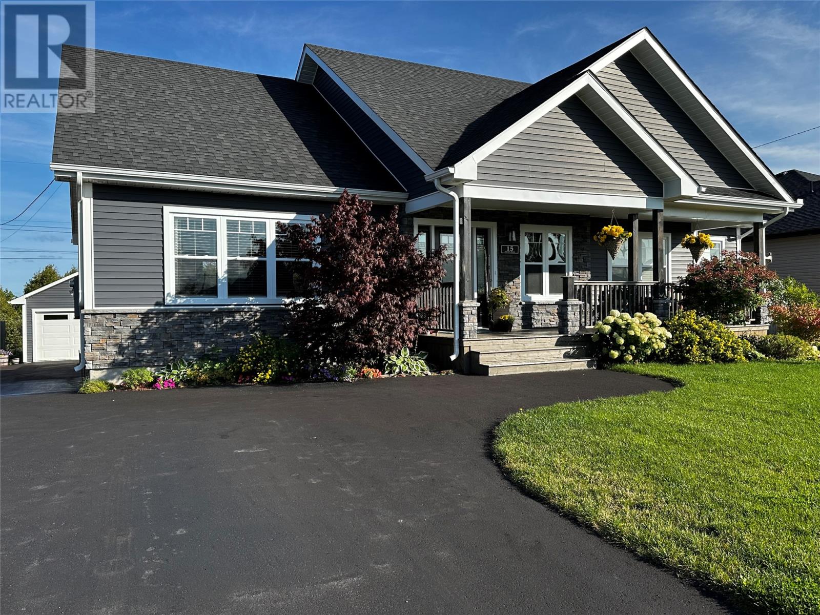 15 Ivanys Rd, Grand Falls-Windsor, NL A2B 1K8
