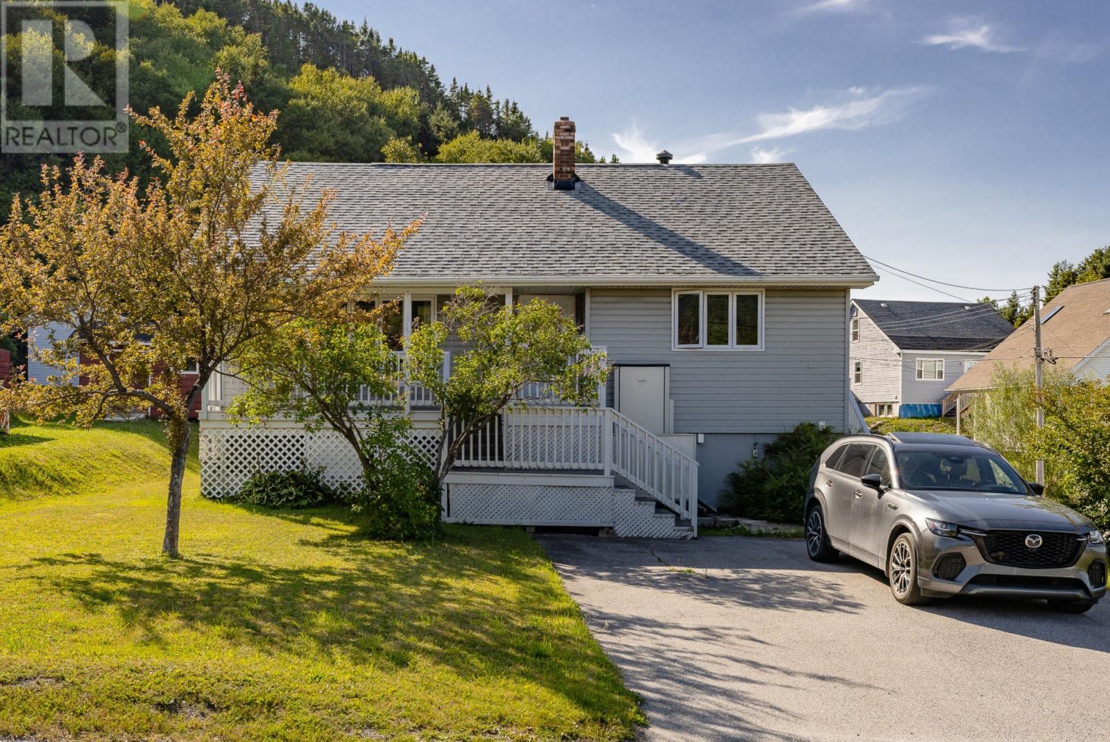 44 Allens Rd, Corner Brook, NL A2H 3V1