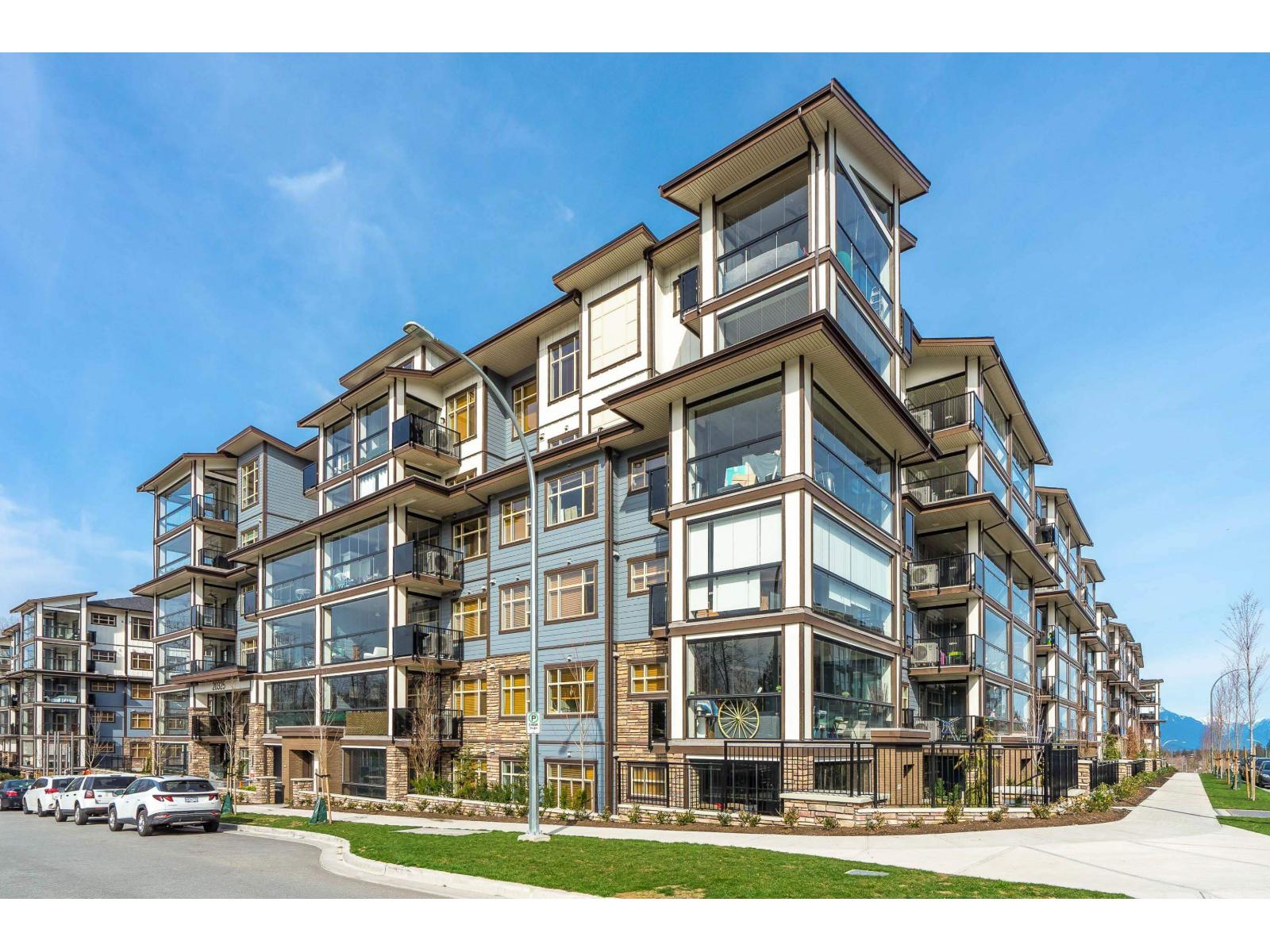 20325 85 Avenue Unit 213, Langley, BC V2Y 2C2