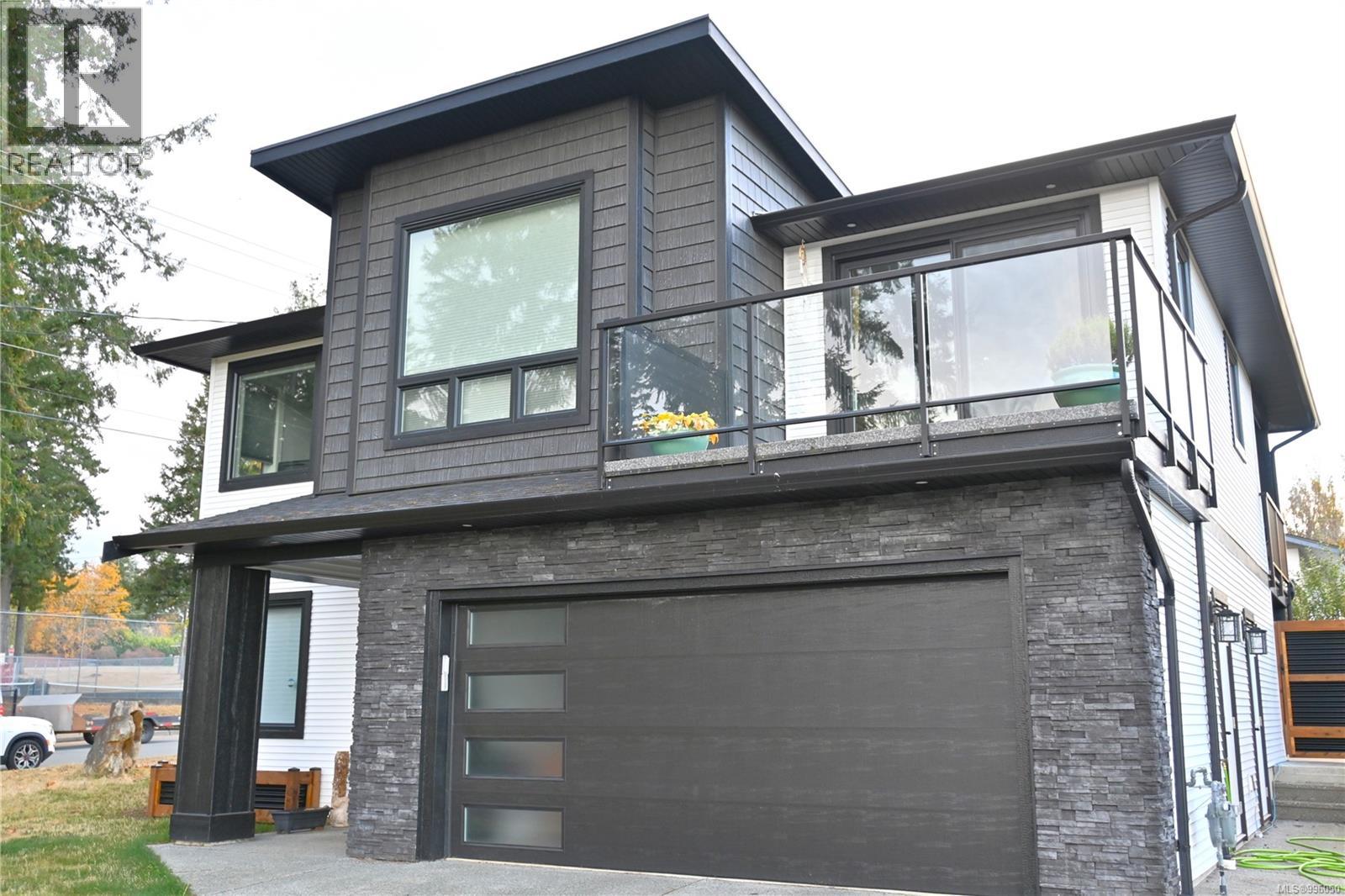 260 5 Avenue, Campbell River, BC V9W 3X3