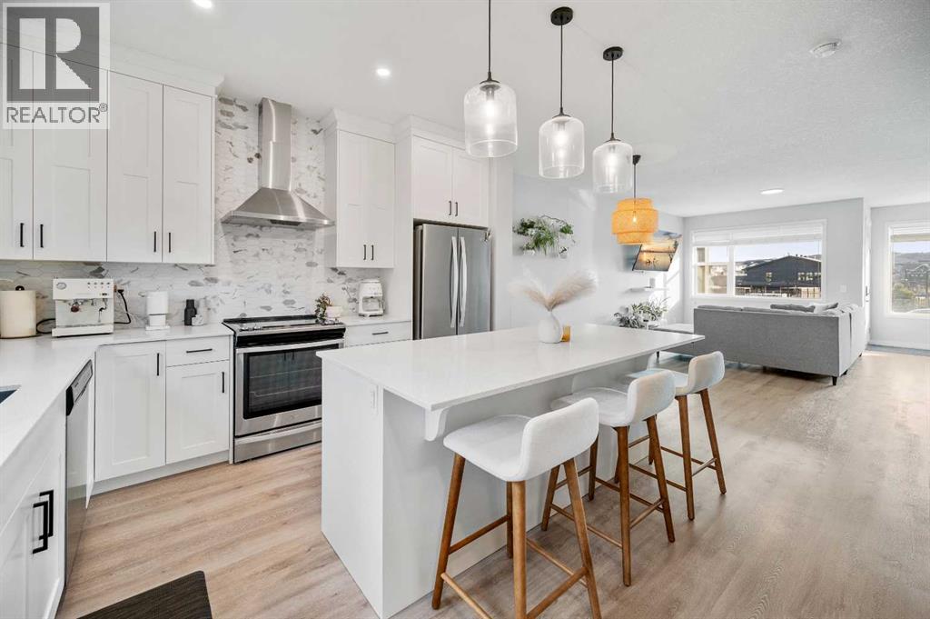 180 Rowmont Blvd NW, Calgary, AB t3l 2m4