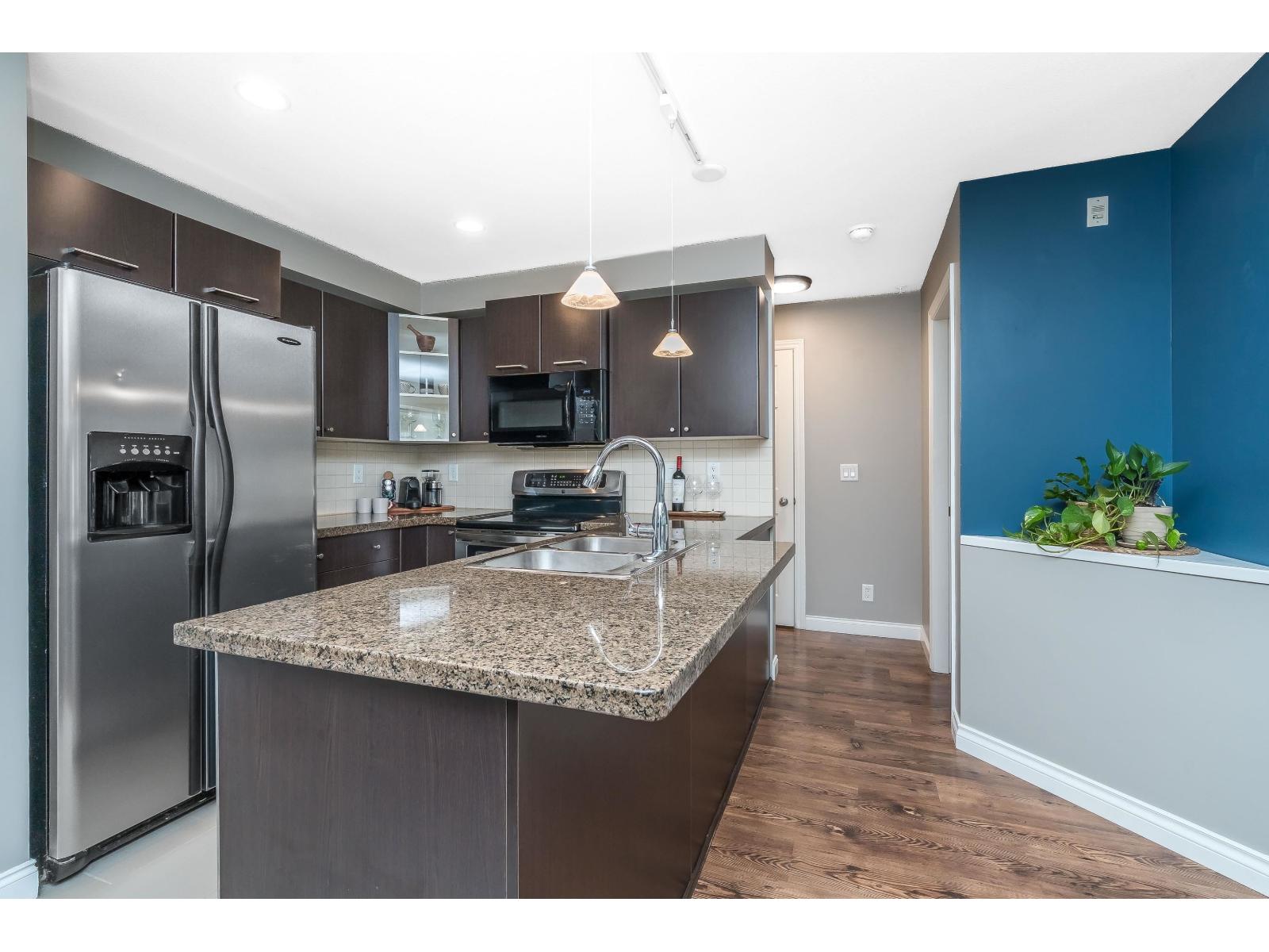 5454 198 Street Unit 107, Langley, BC V3A 1G2