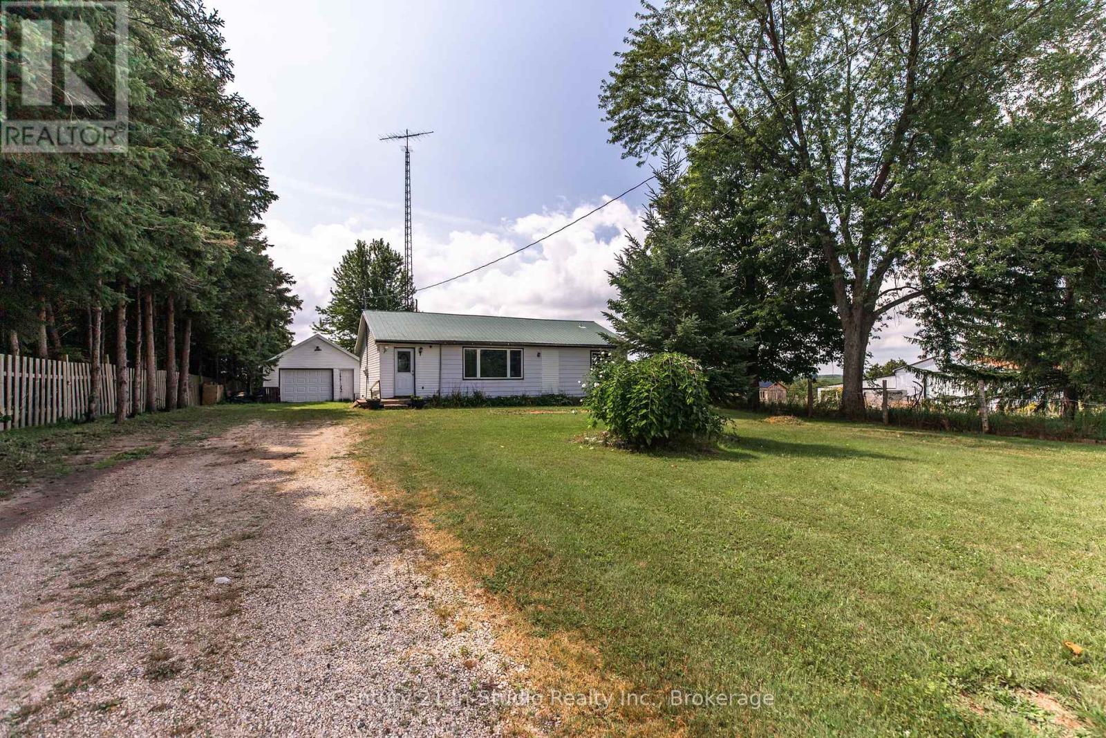 12 Concession Unit 823 Cors, South Bruce, ON N0G 2W0