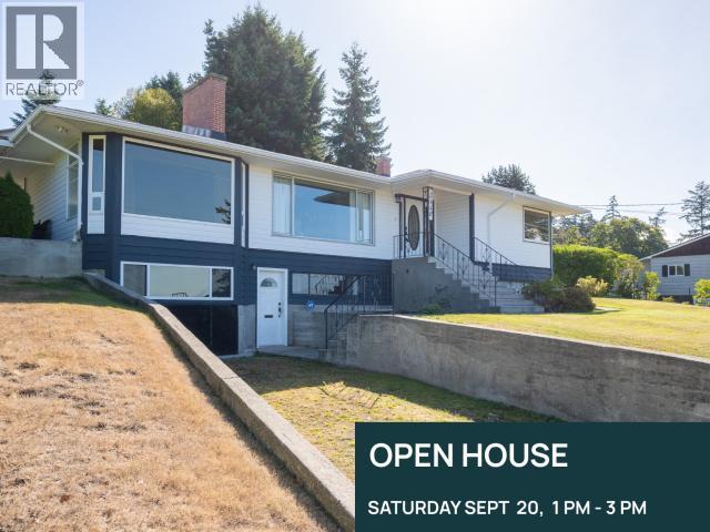 3446 Marine Ave, Powell River, BC