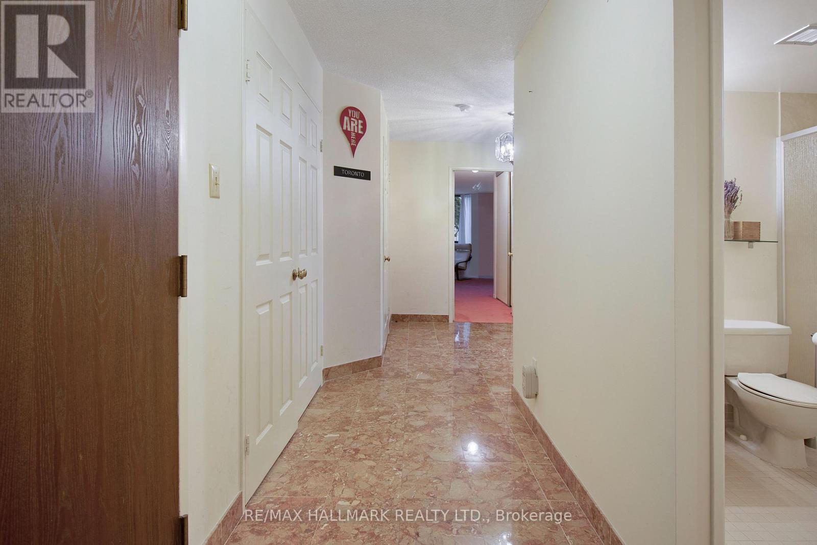 307 211 St Patrick St, Toronto, ON M5T 2Y9
