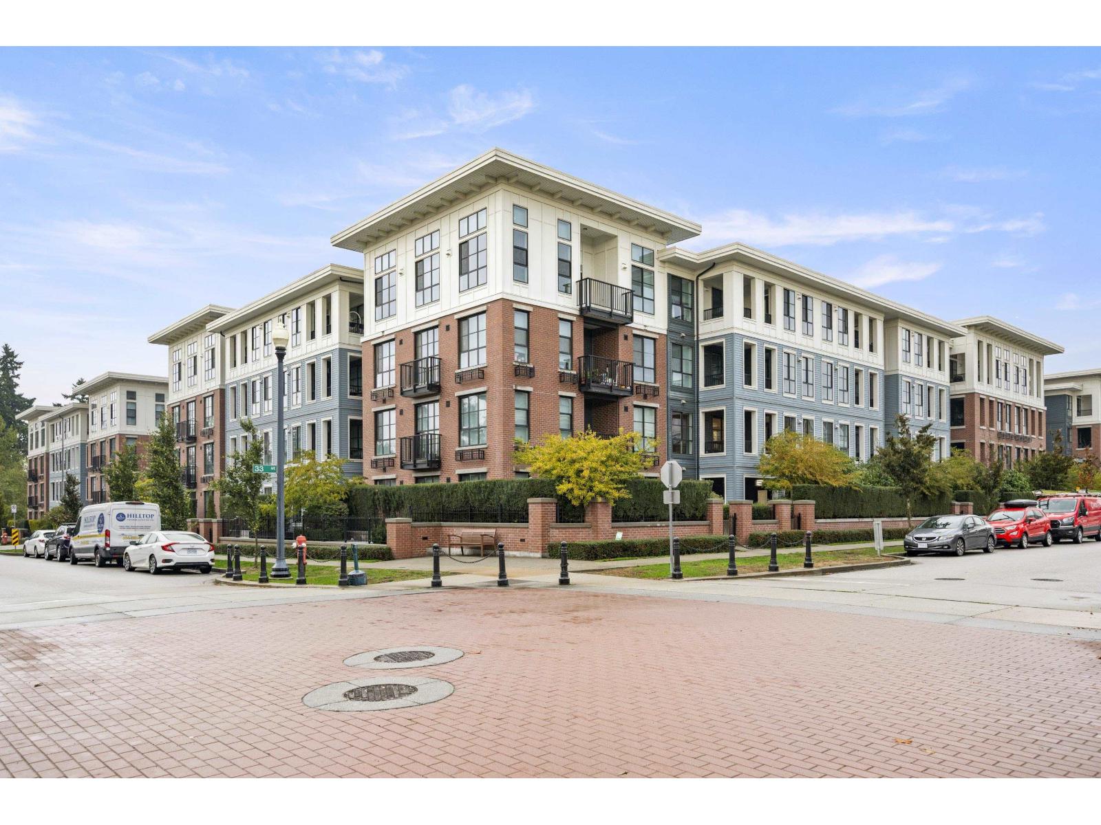 15137 33 Avenue Unit 212, White Rock, BC V3Y 0Y5