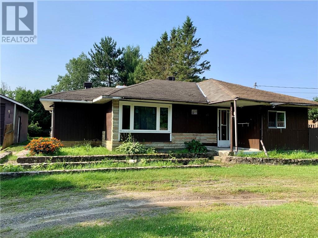 63 Larchmount Dr, Chelmsford, ON P0M 1L0