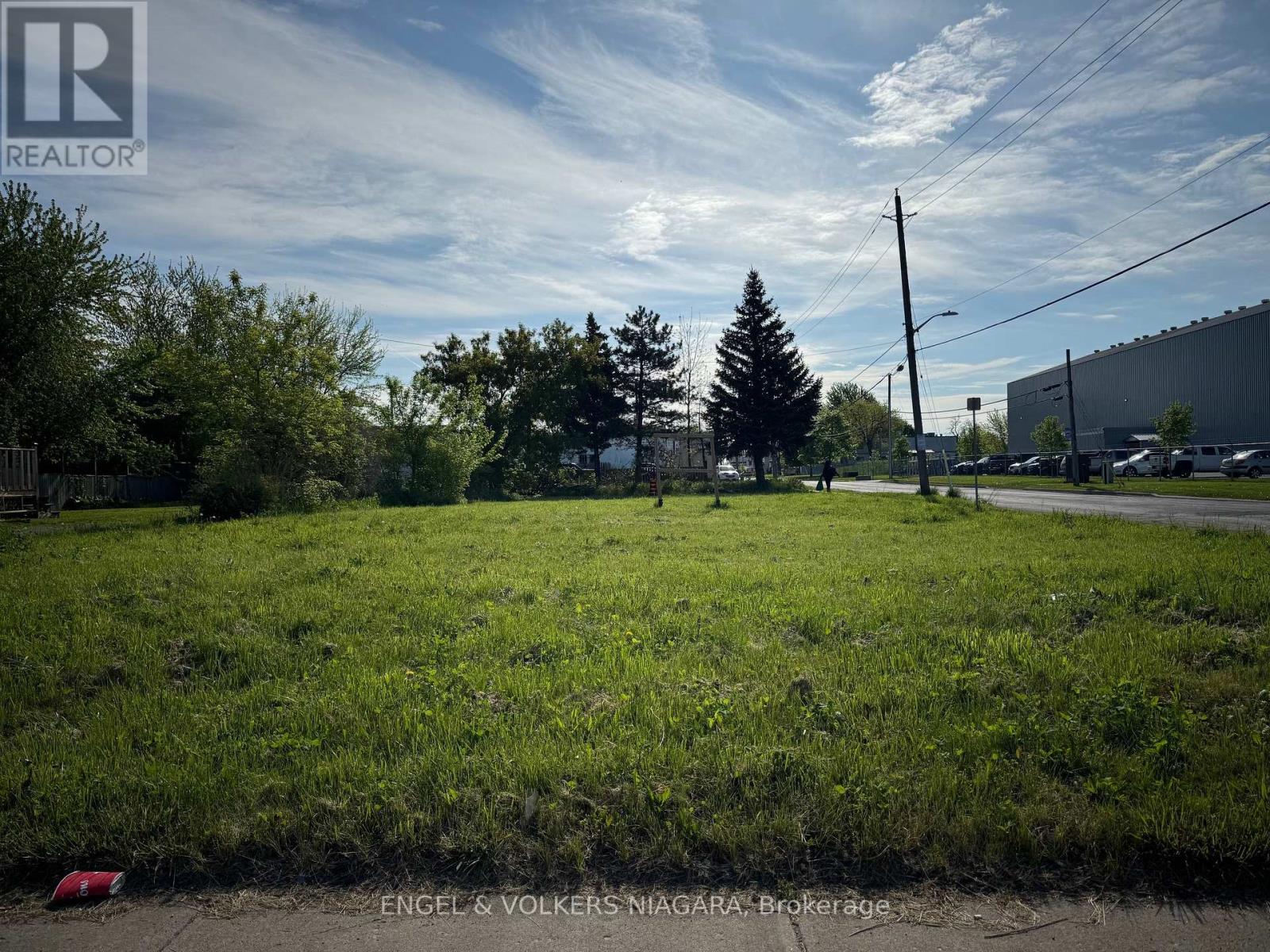 4160 Victoria Ave, Niagara Falls, ON L2E 4B4