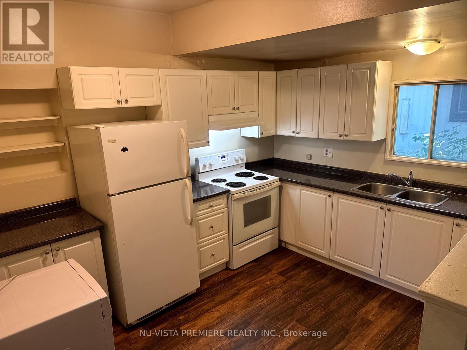 446 Hill St, London, ON N6B 1E6
