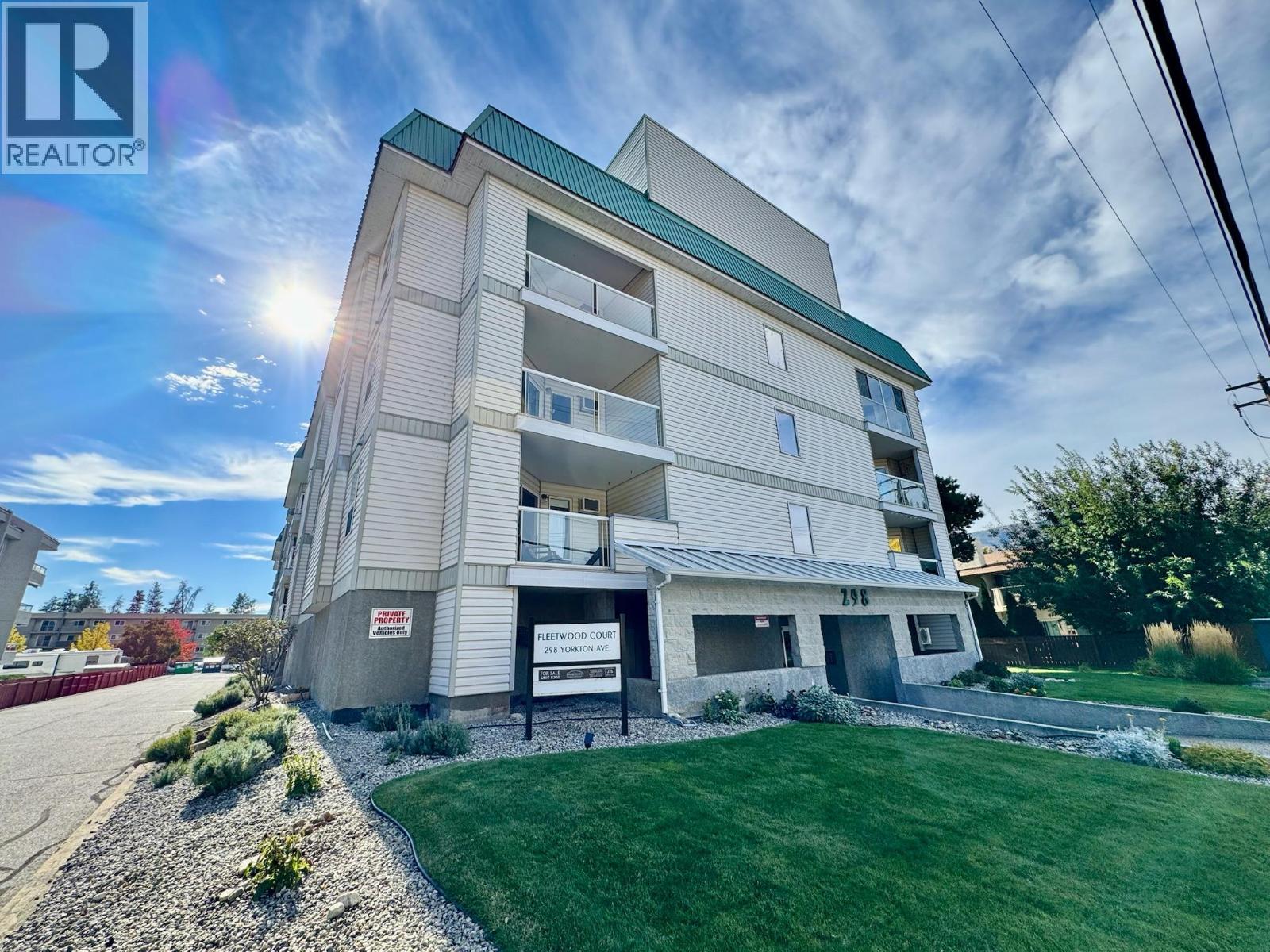 298 Yorkton Avenue Unit 109, Penticton, BC V2A 3V5
