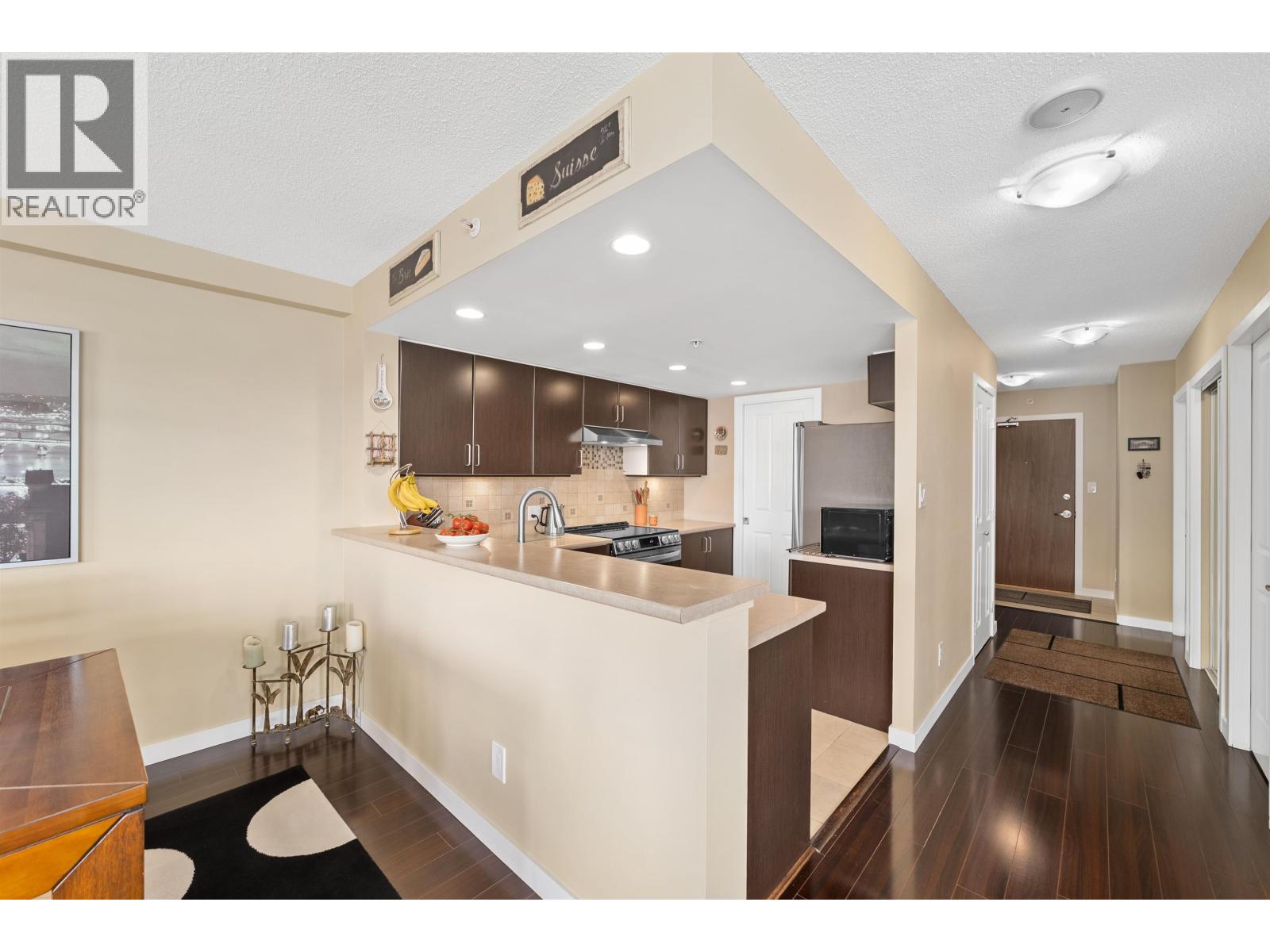 295 Guildford Way Unit 405, Port Moody, BC V3H 5N3