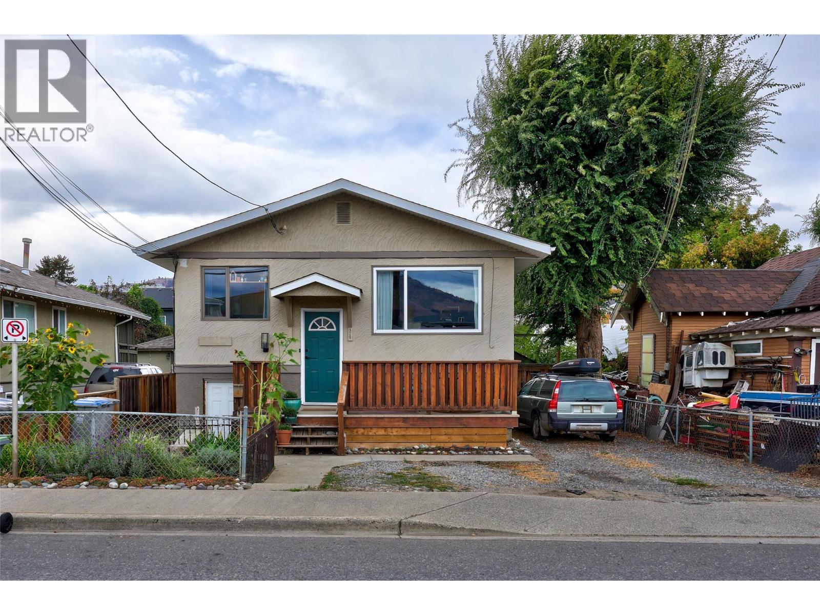 429 Mackenzie Ave, Kamloops, BC V2B 3T6